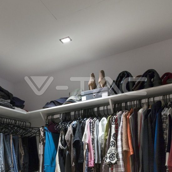 V-TAC LED SPOT BEÉPÍTŐ KERET / AR111 / 1-foglalat / fekete / szögletes / billenthető / VT- 7221 3581 V-TAC LED SPOT BEÉPÍTŐ KERET / AR111 / 1-foglalat / fekete / szögletes / billenthető / VT- 7221 3581